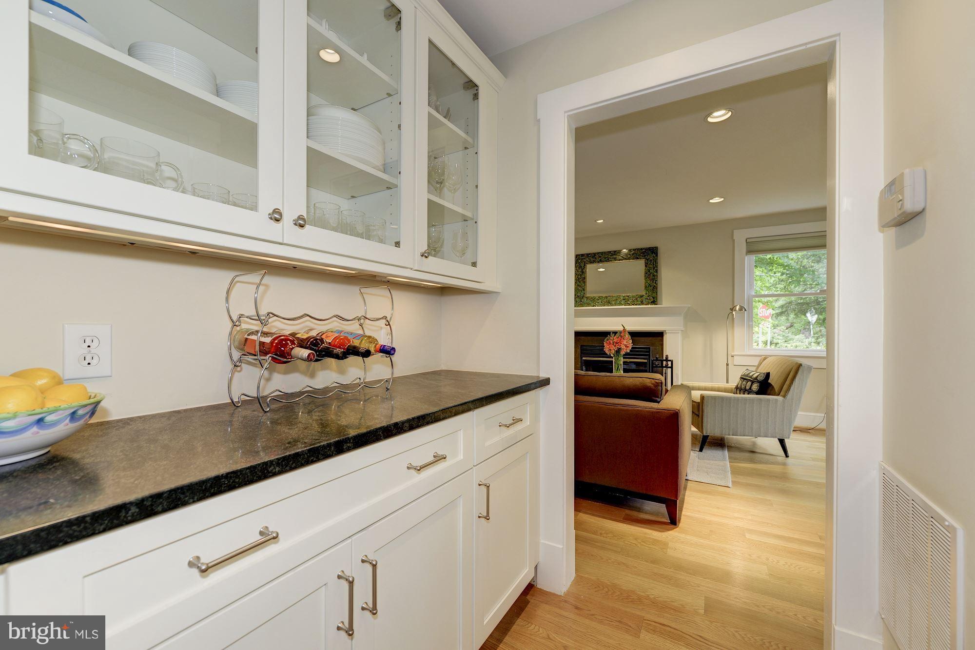 CRESTVIEW - Residential