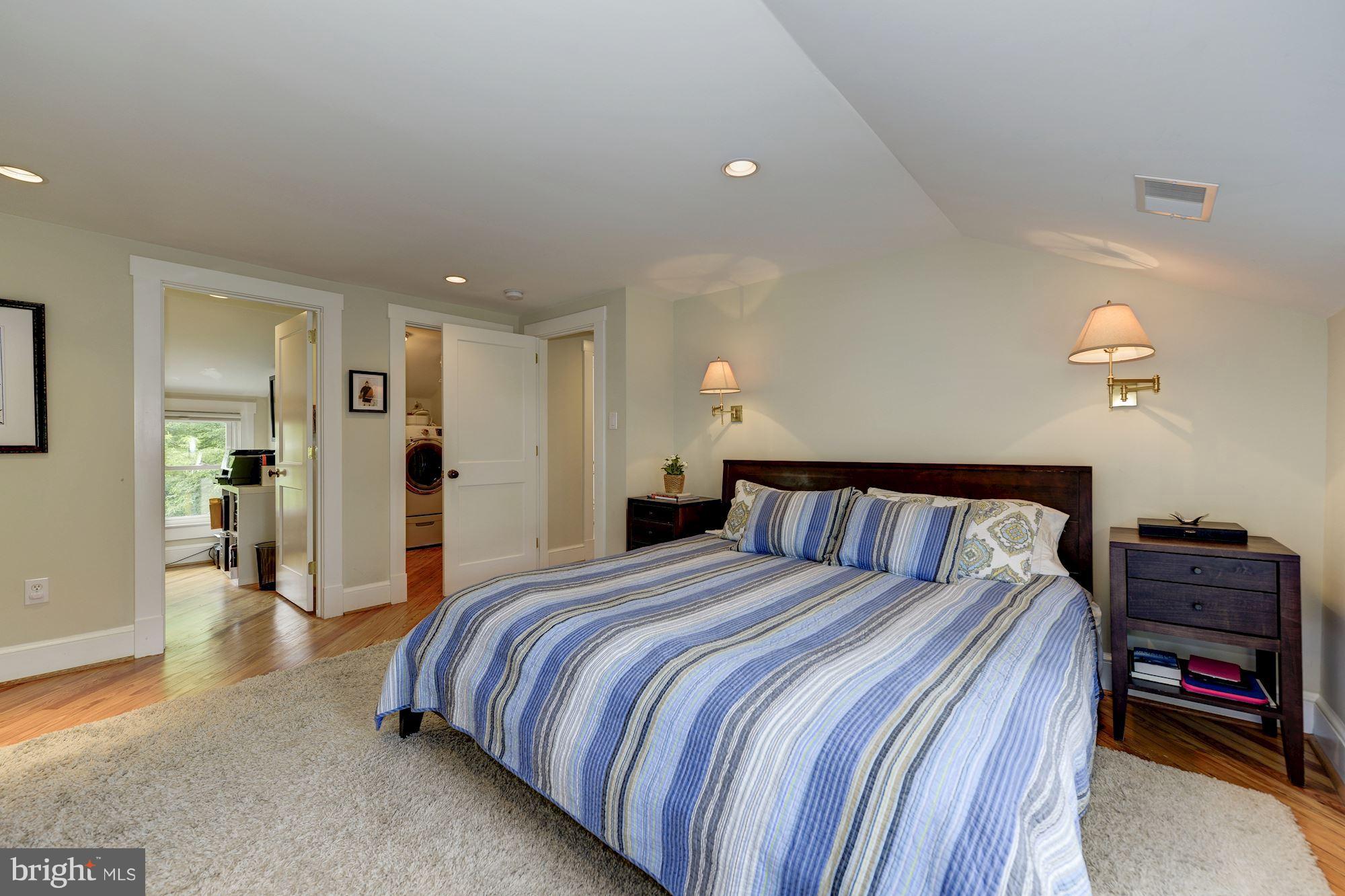 CRESTVIEW - Residential