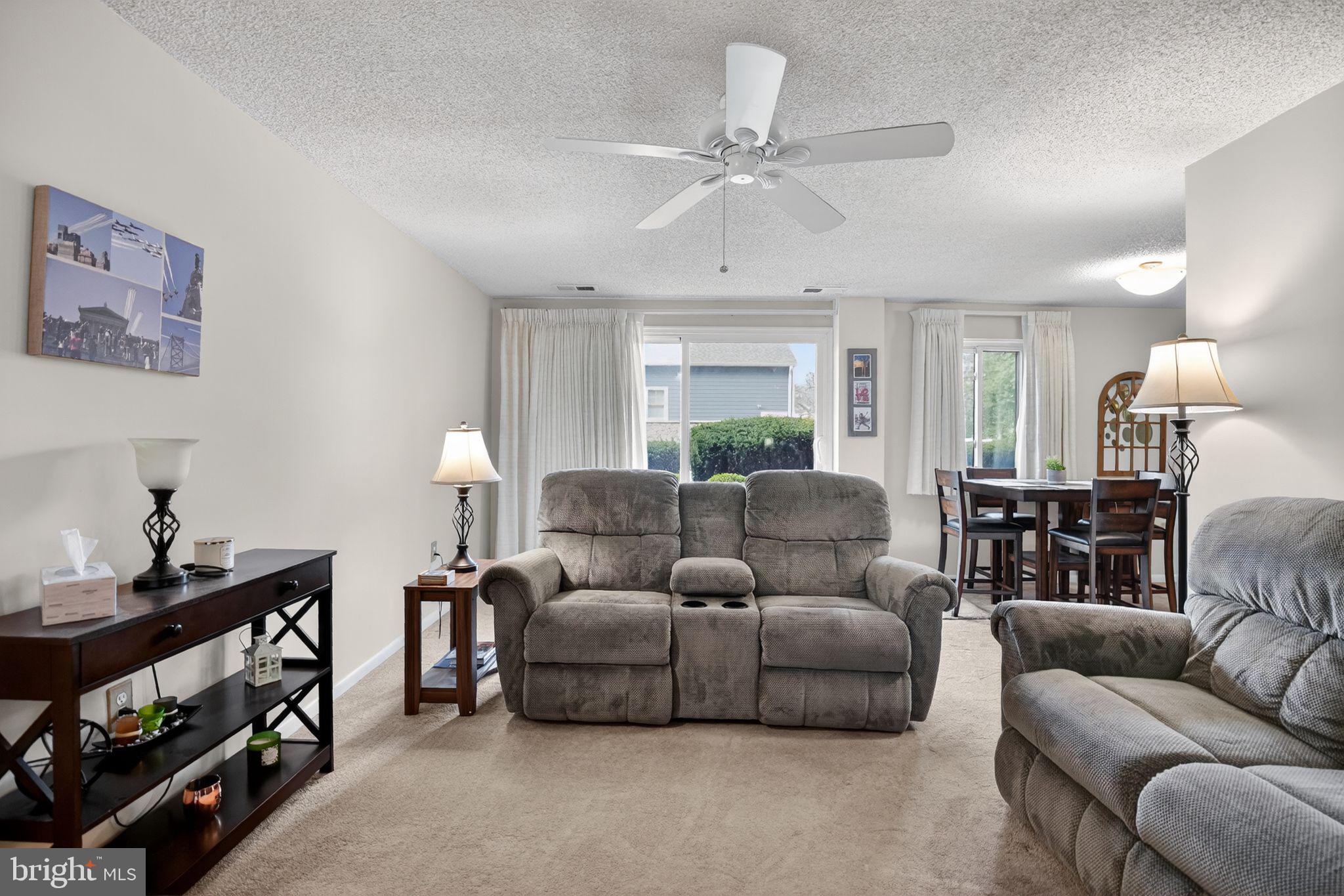 HOLLY HOUSE - Residential