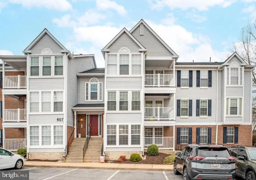 Welcome to your next home at 621 Himes Avenue, Unit IV101, Frederick, MD! This cozy rental offers a comfortable 950 square feet of living space with 2 spacious bedrooms and 2 full bathrooms. Enjoy the convenience of a washer/dryer, making laundry days a breeze. You'll also appreciate the assigned parking spot, ensuring you always have a place for your vehicle. The unit's layout provides a great balance of space and privacy, perfect for relaxing or entertaining guests. Nestled in a great location, in a secure building you'll have easy access to local amenities and community features. Don't miss out on this opportunity to make this charming place your new home! Contact us for more details or to schedule a tour.