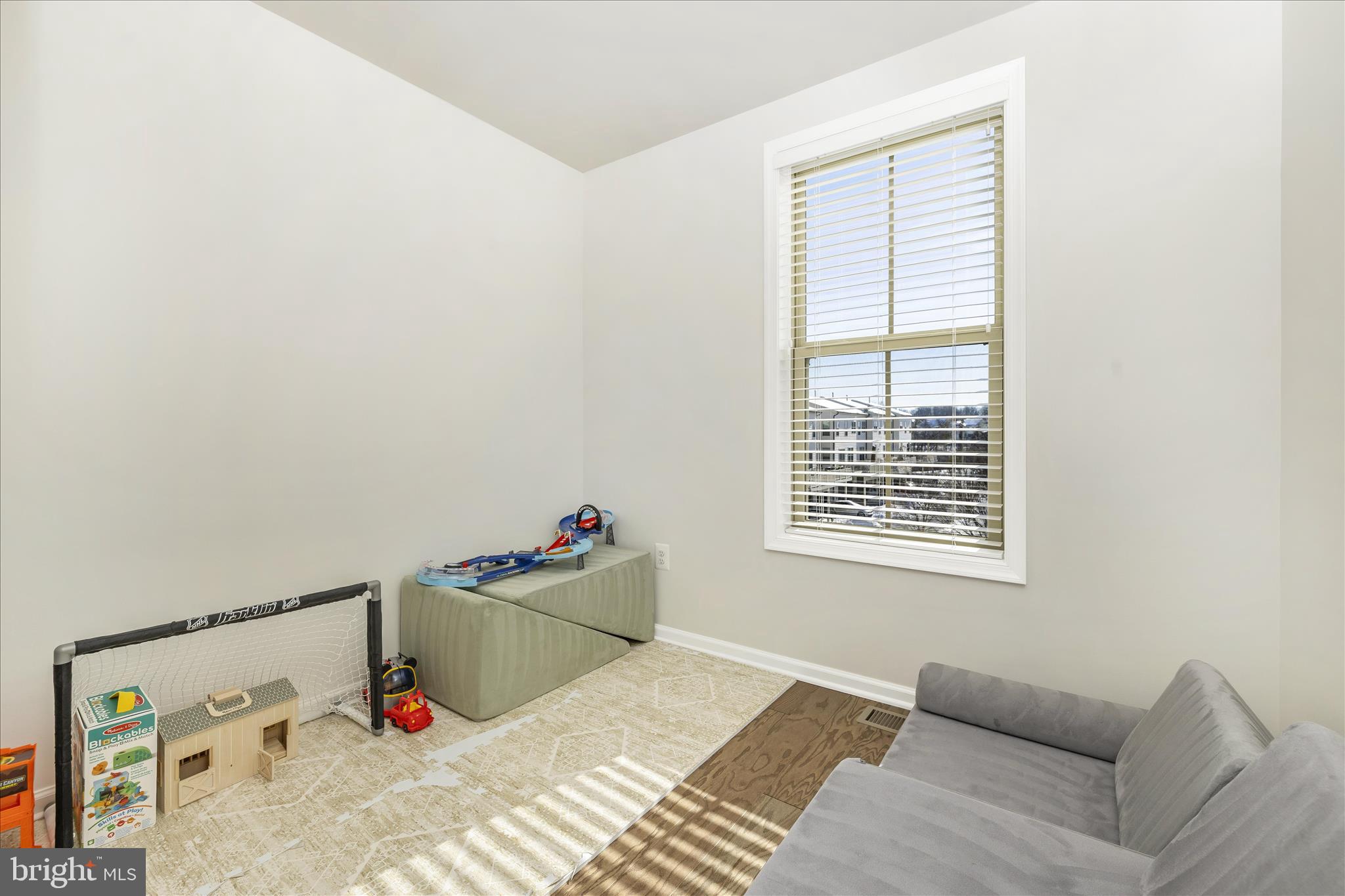 LANDSDALE - Residential