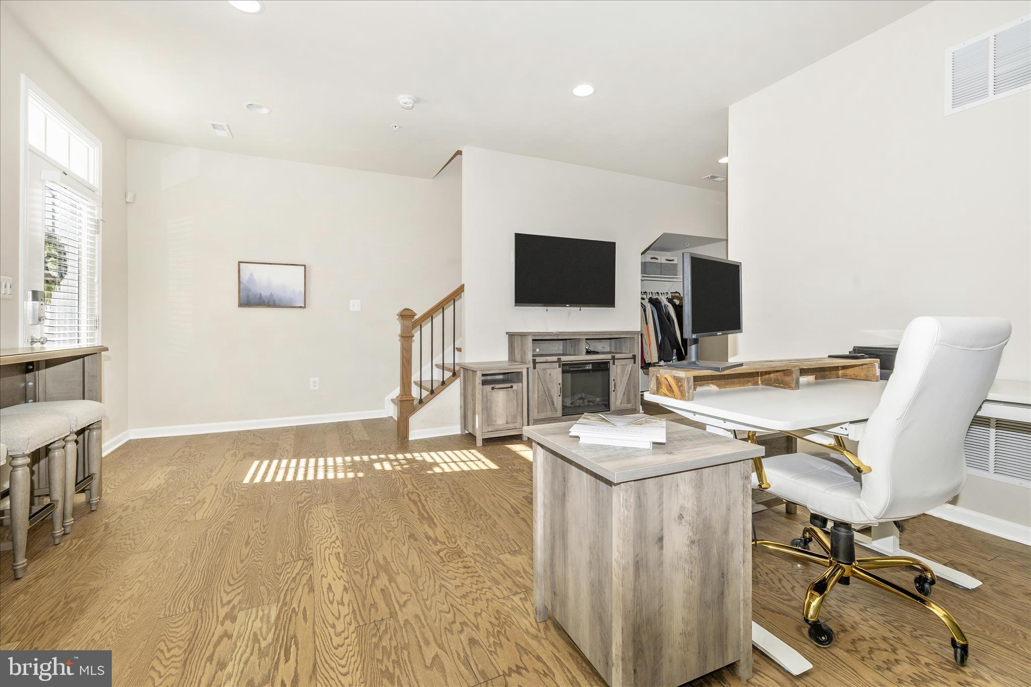 LANDSDALE - Residential