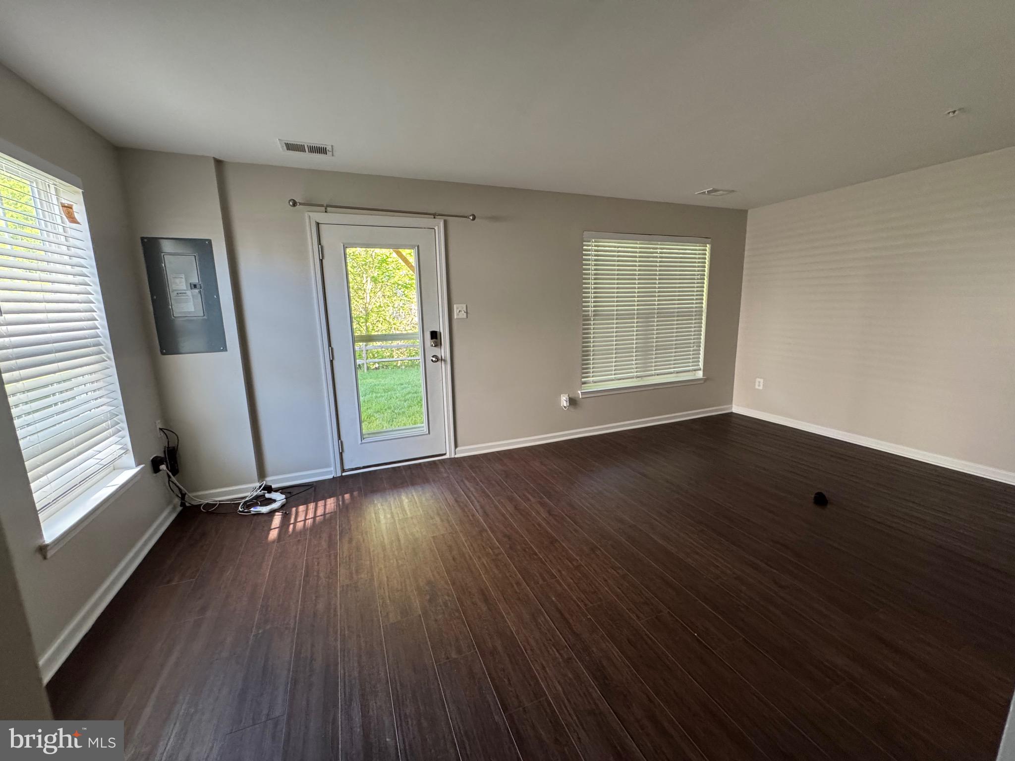 SMITH HOME FARM - Residential Lease