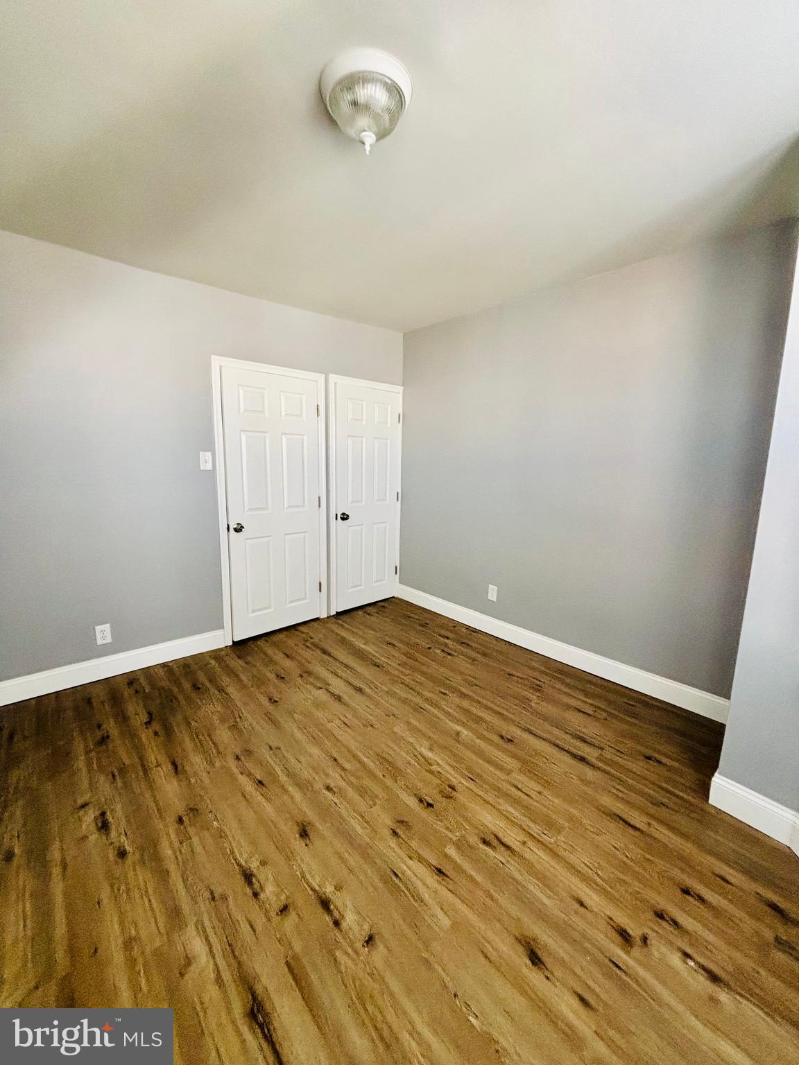 KENSINGTON - Residential