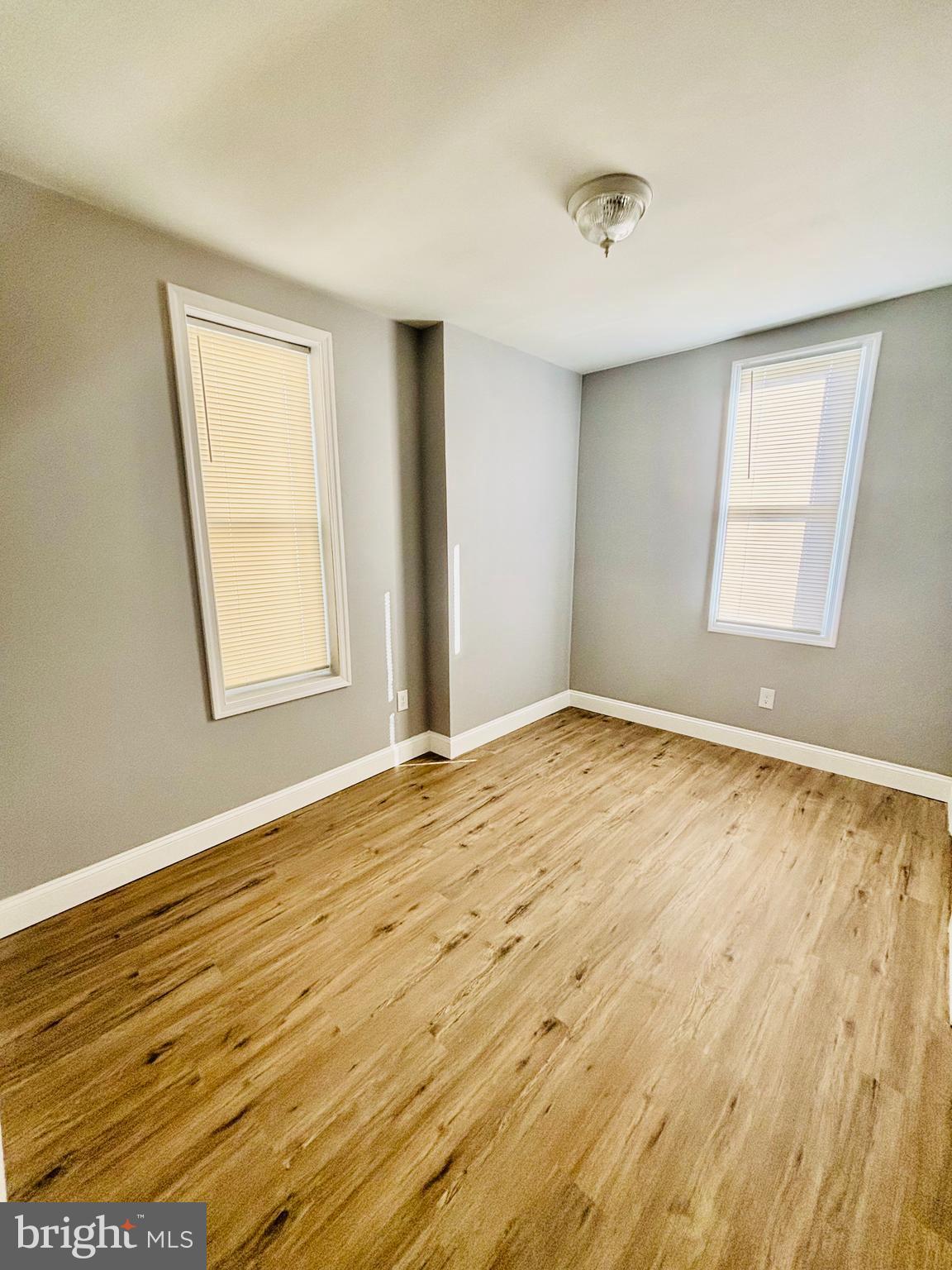 KENSINGTON - Residential