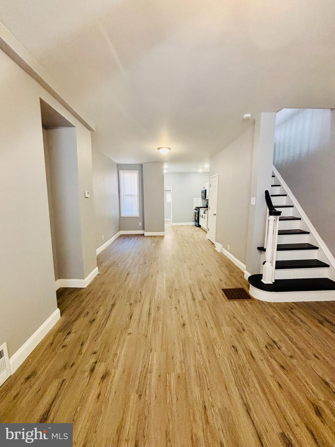 KENSINGTON - Residential