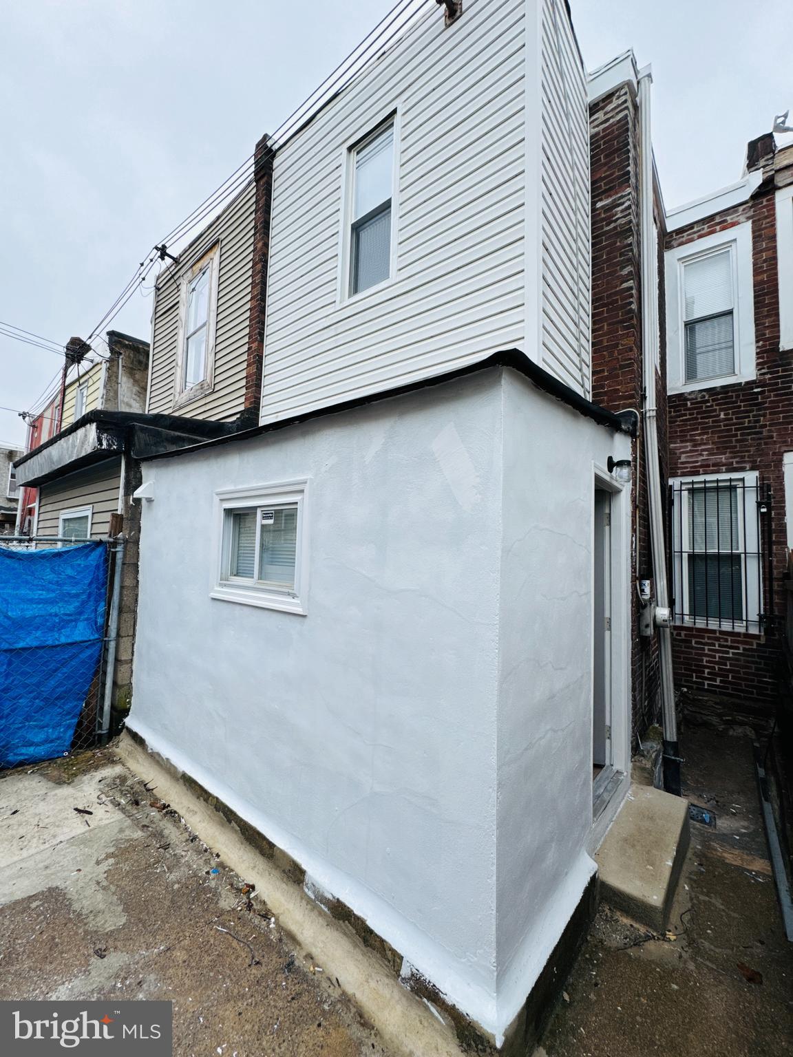 KENSINGTON - Residential