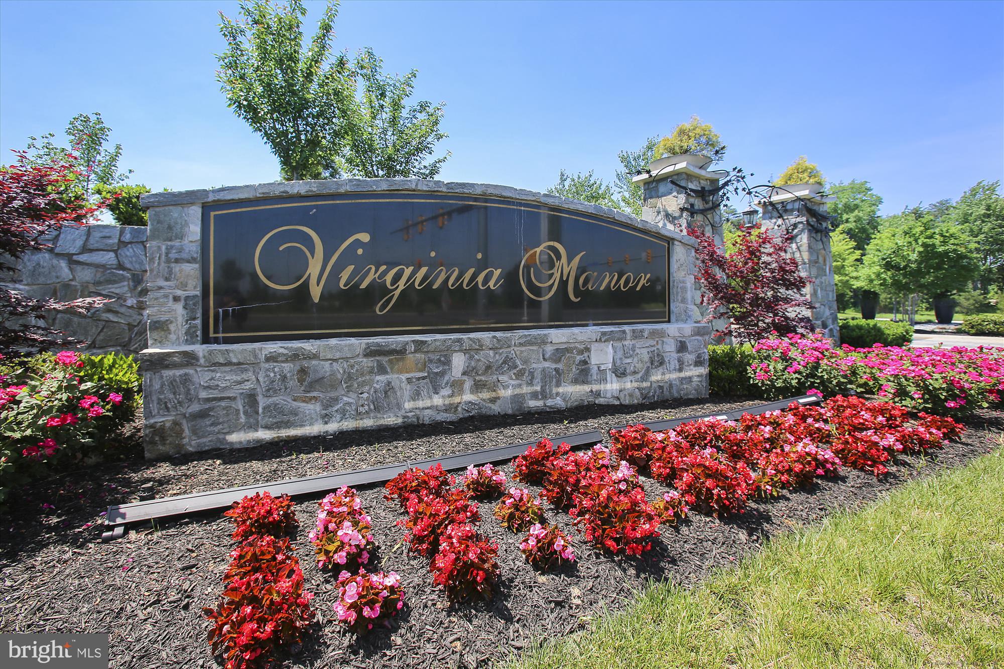 SEVEN HILLS - Residential