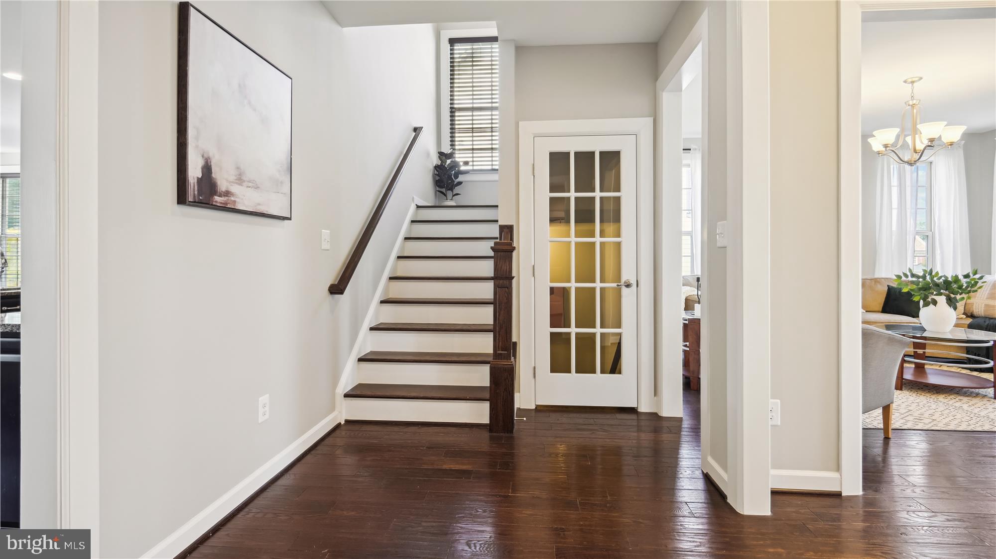 SEVEN HILLS - Residential