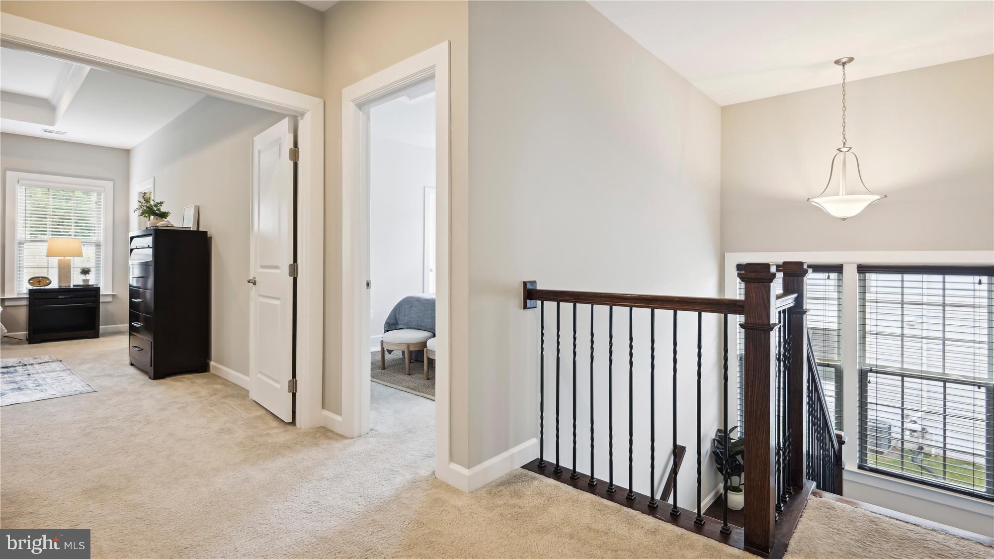 SEVEN HILLS - Residential