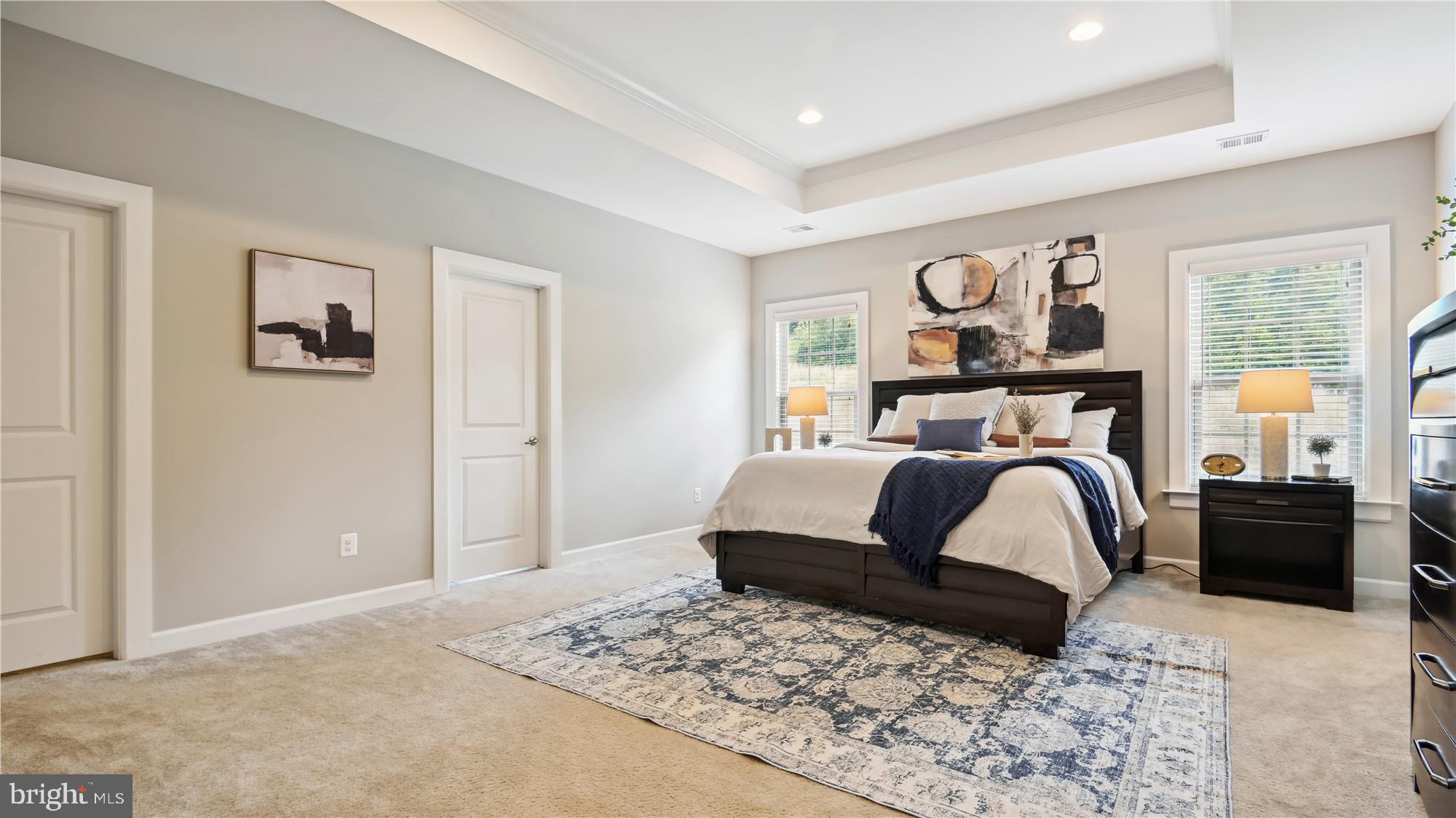 SEVEN HILLS - Residential