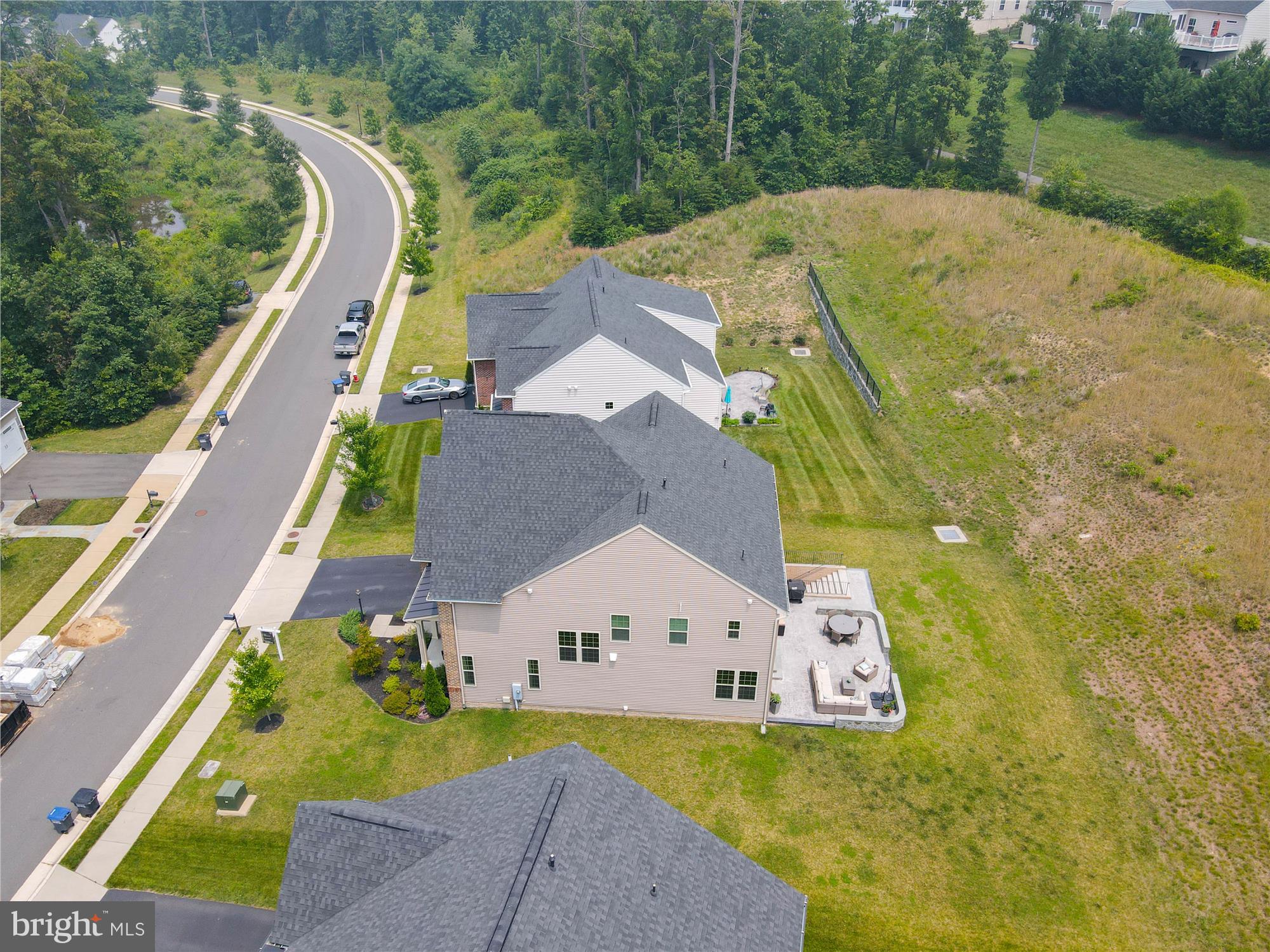 SEVEN HILLS - Residential