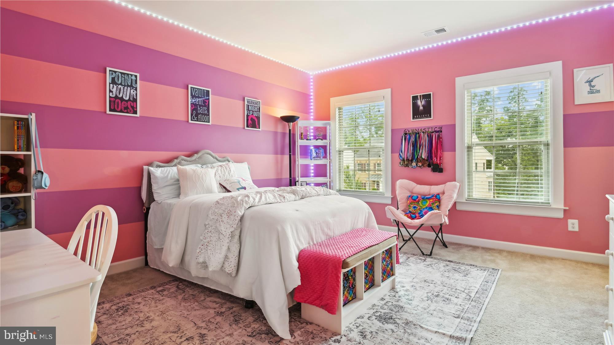 SEVEN HILLS - Residential