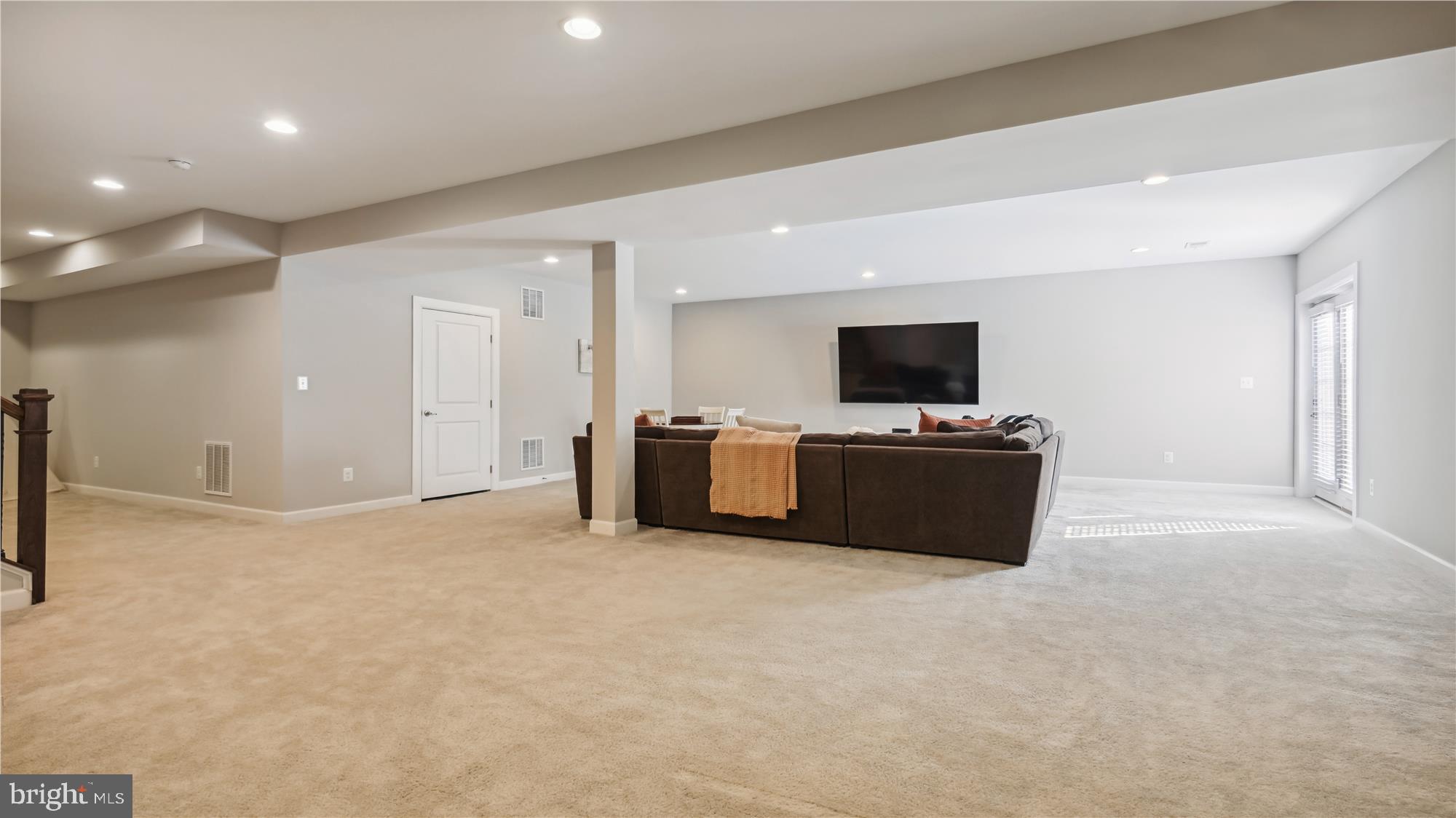 SEVEN HILLS - Residential