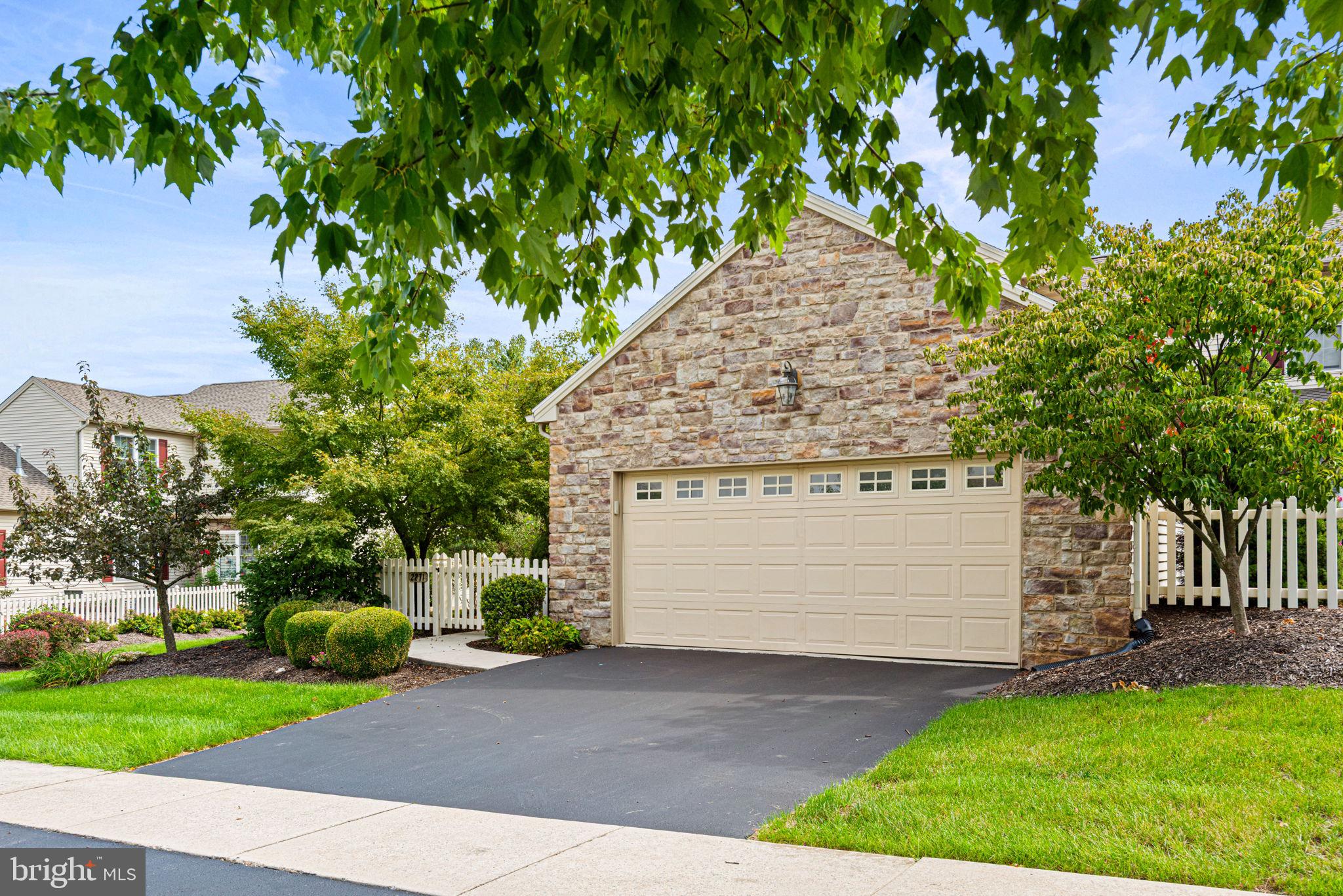 2271 SOUTHPOINT DRIVE