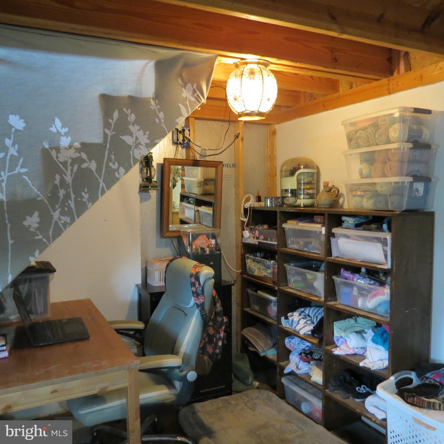 NO SUBDIVISION - Residential