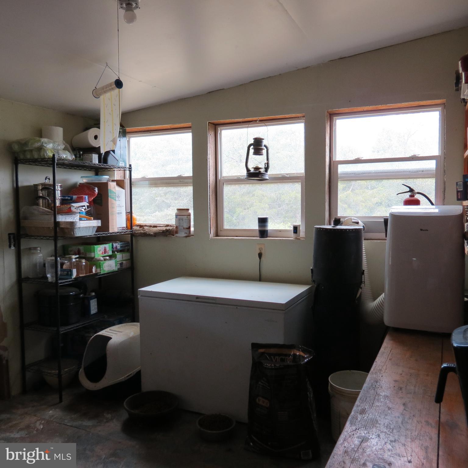 NO SUBDIVISION - Residential