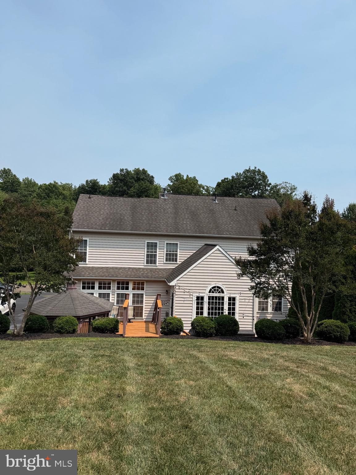7114 NEW KENSINGTON COURT