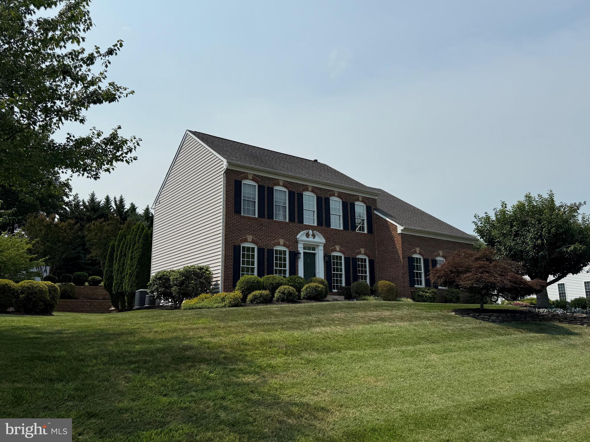 7114 NEW KENSINGTON COURT