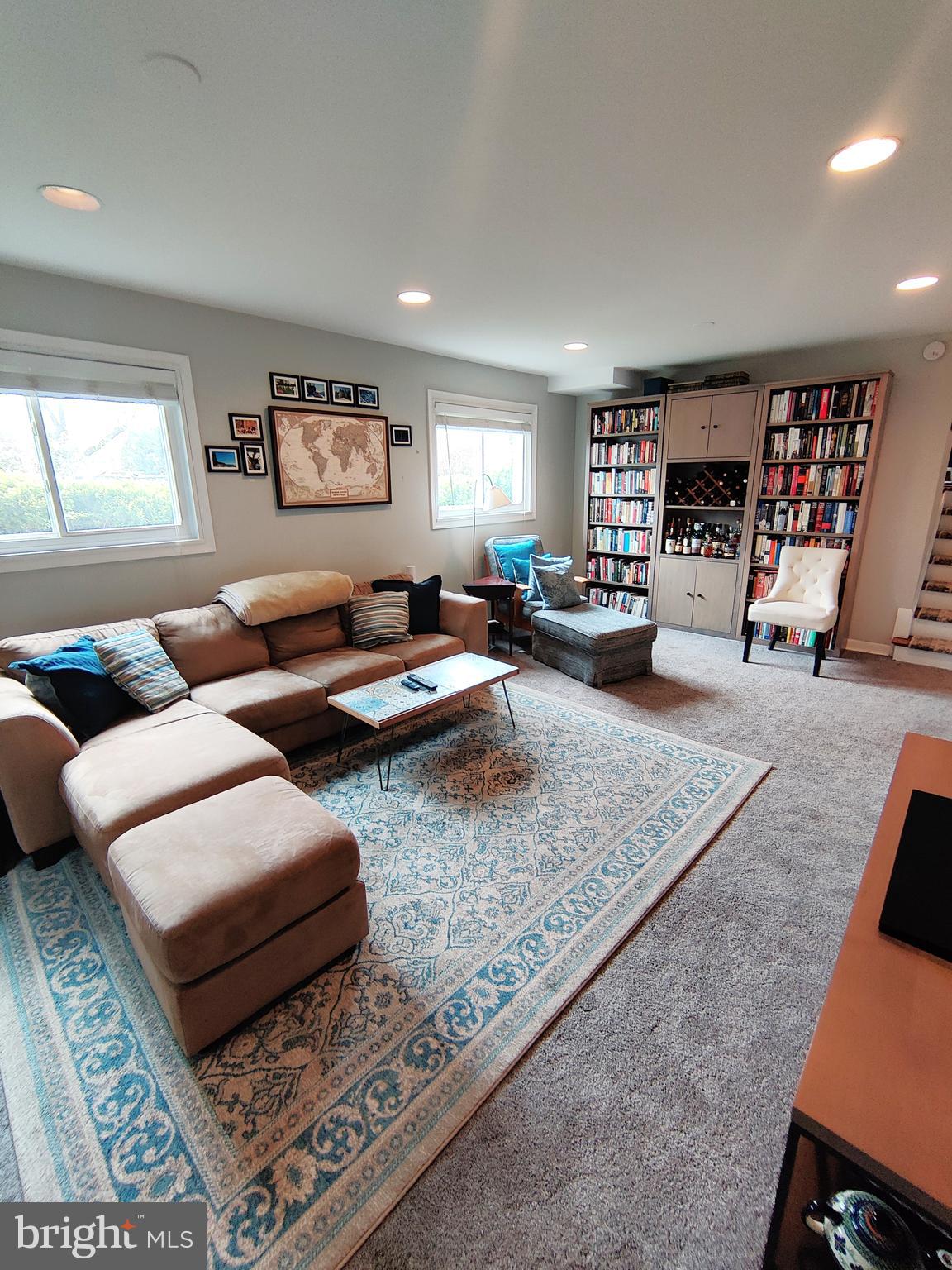 BRADDOCK HEIGHTS - Residential Lease