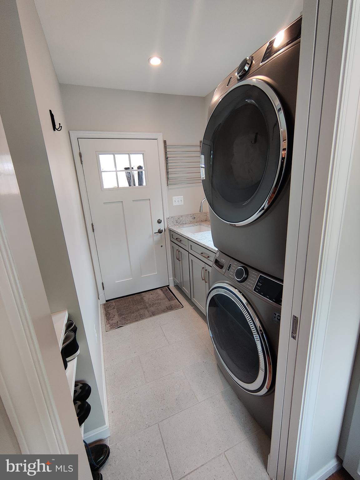 BRADDOCK HEIGHTS - Residential Lease