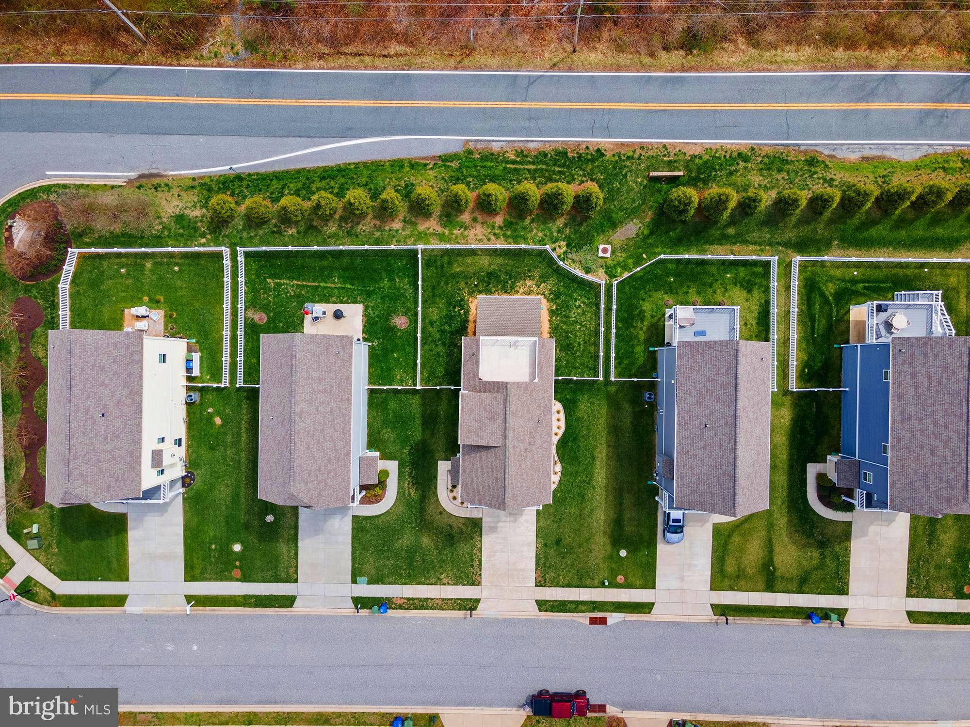 GABLERS SHORE - Residential