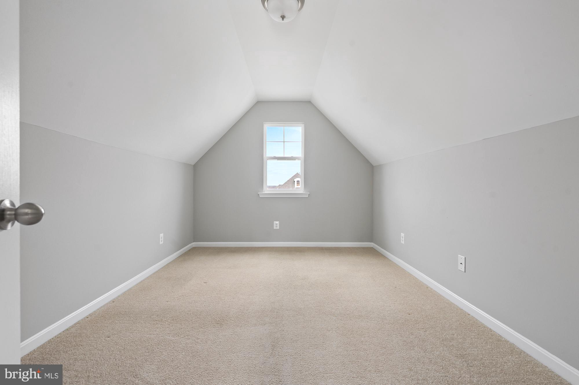 GABLERS SHORE - Residential