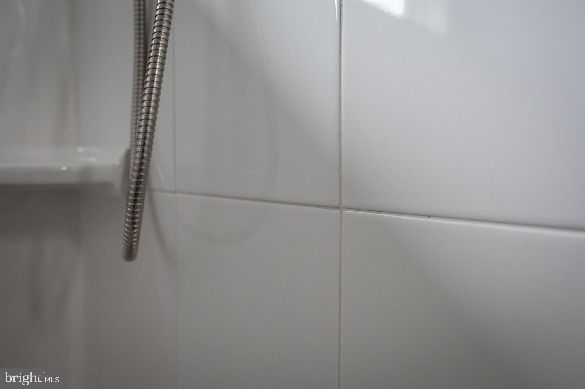 GABLERS SHORE - Residential