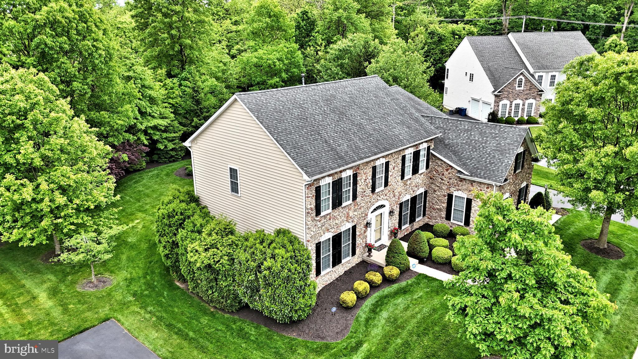 ASHBURN VILLAGE - Residential