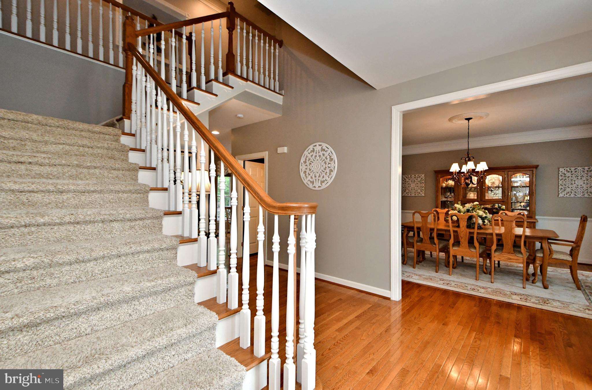 ASHBURN VILLAGE - Residential