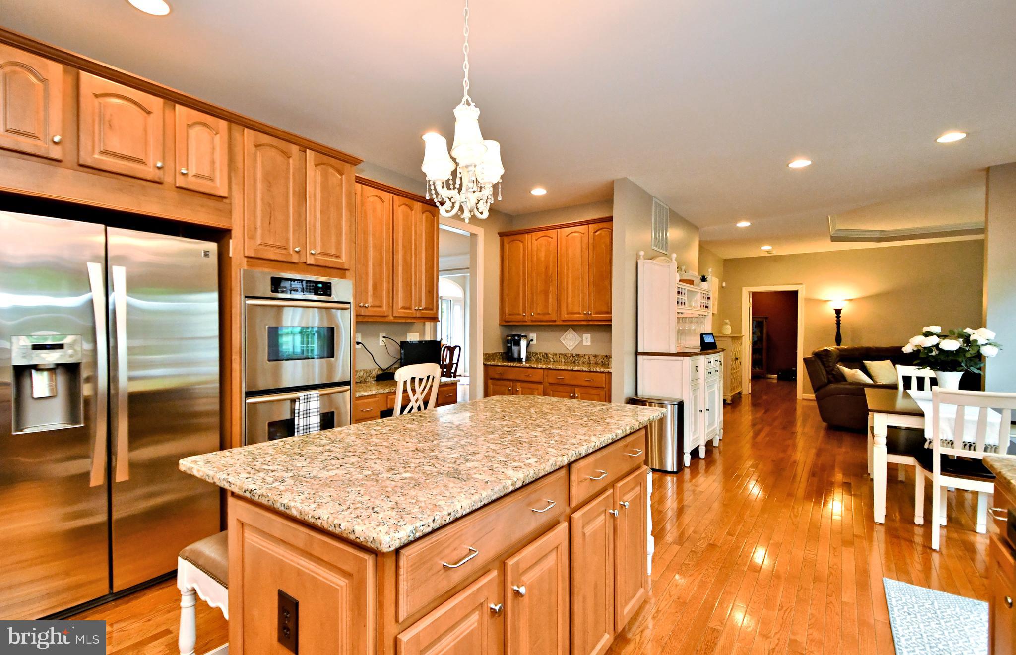 ASHBURN VILLAGE - Residential