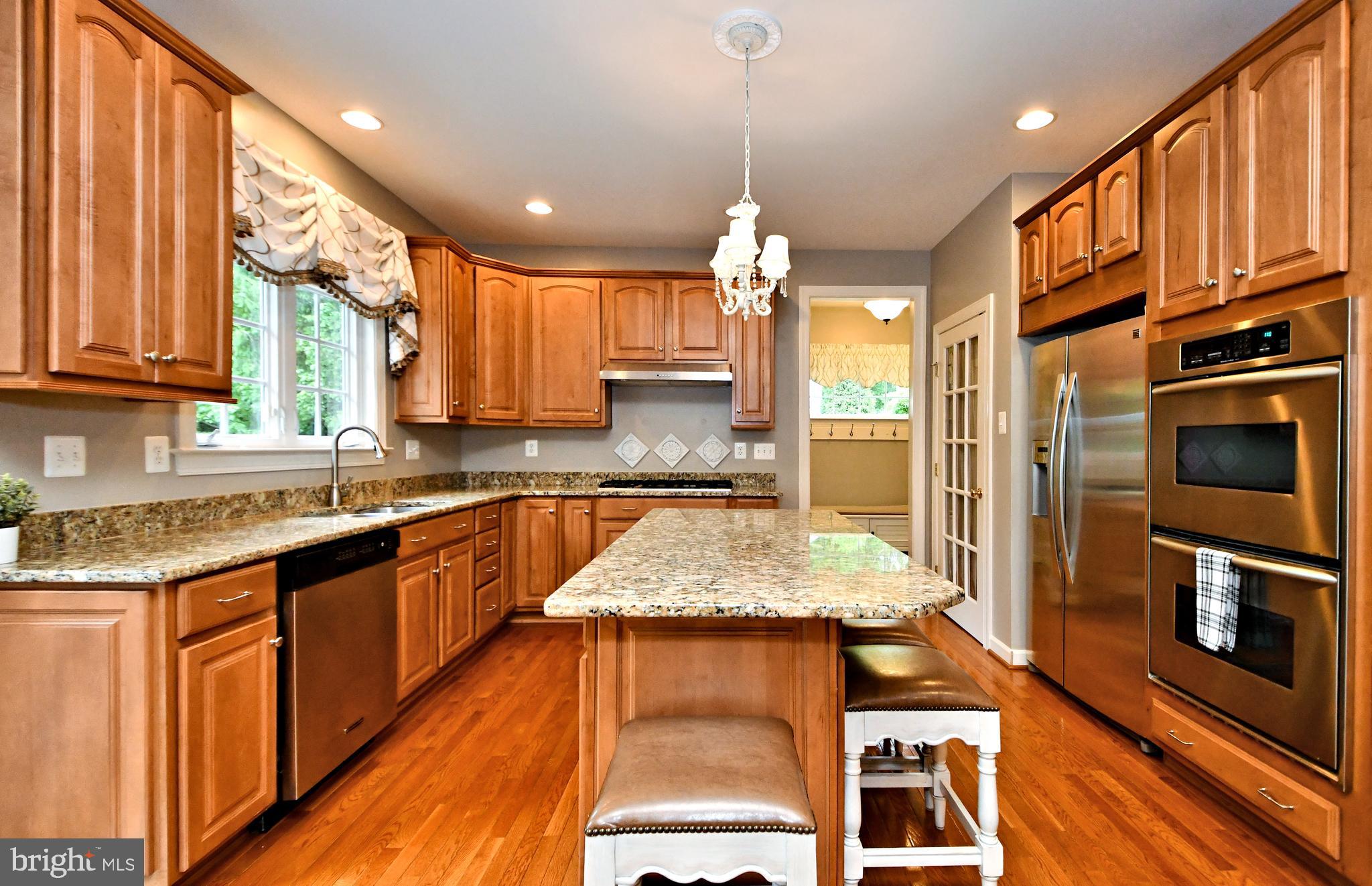 ASHBURN VILLAGE - Residential