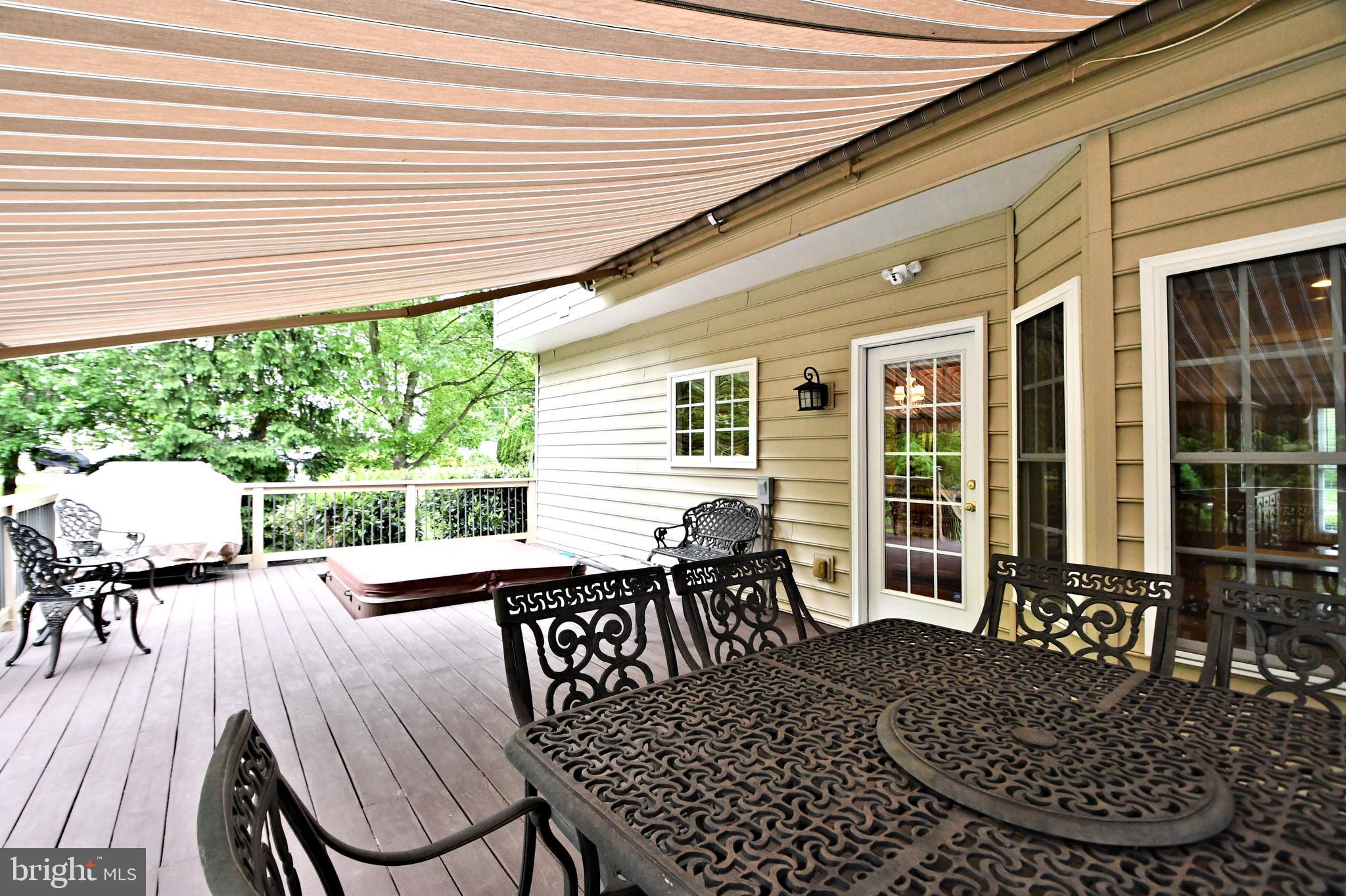 ASHBURN VILLAGE - Residential