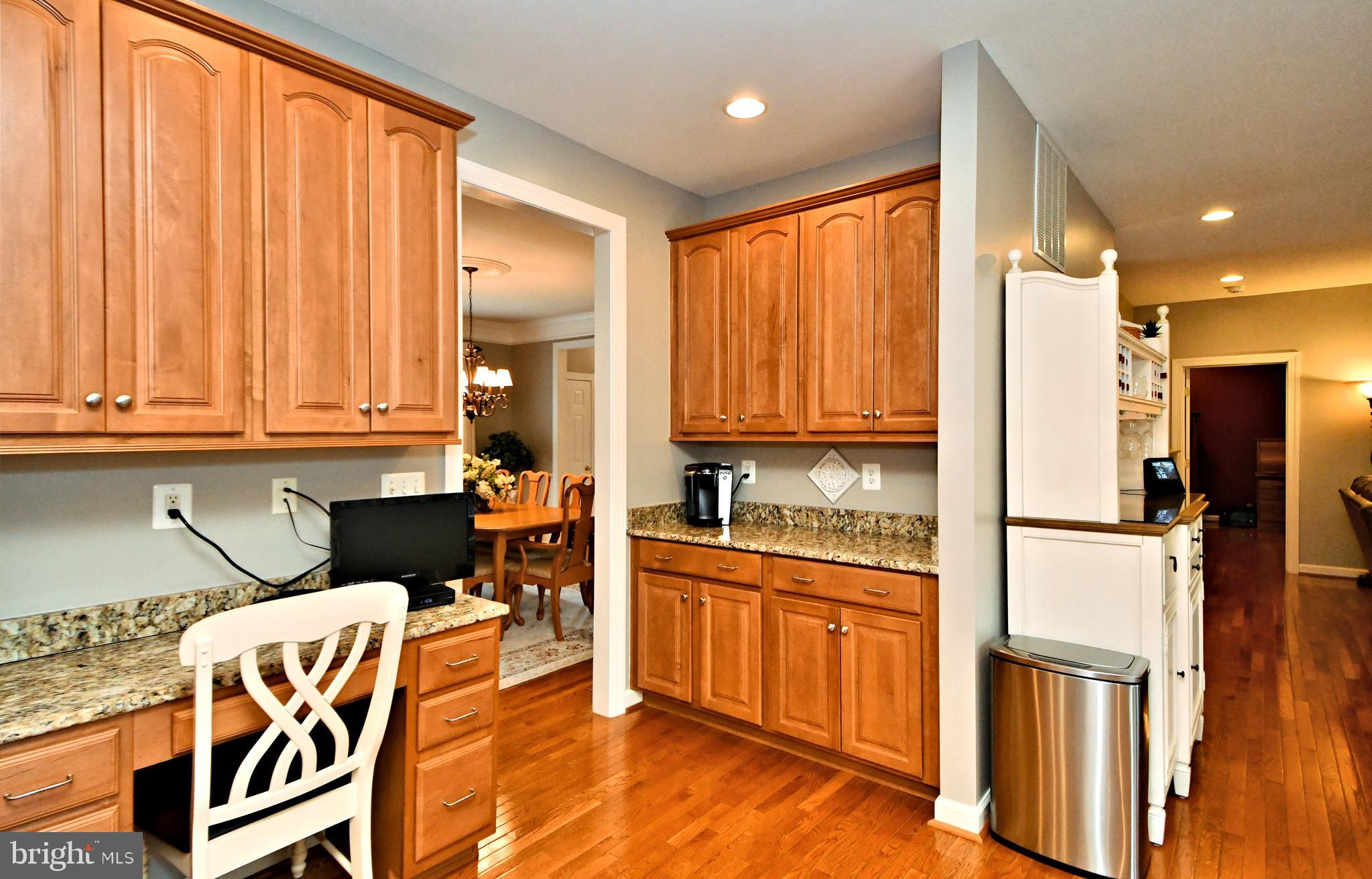 ASHBURN VILLAGE - Residential