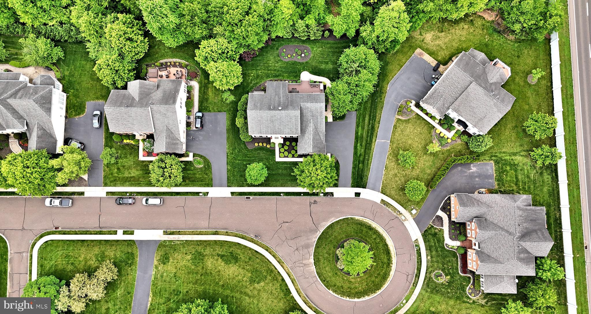 ASHBURN VILLAGE - Residential