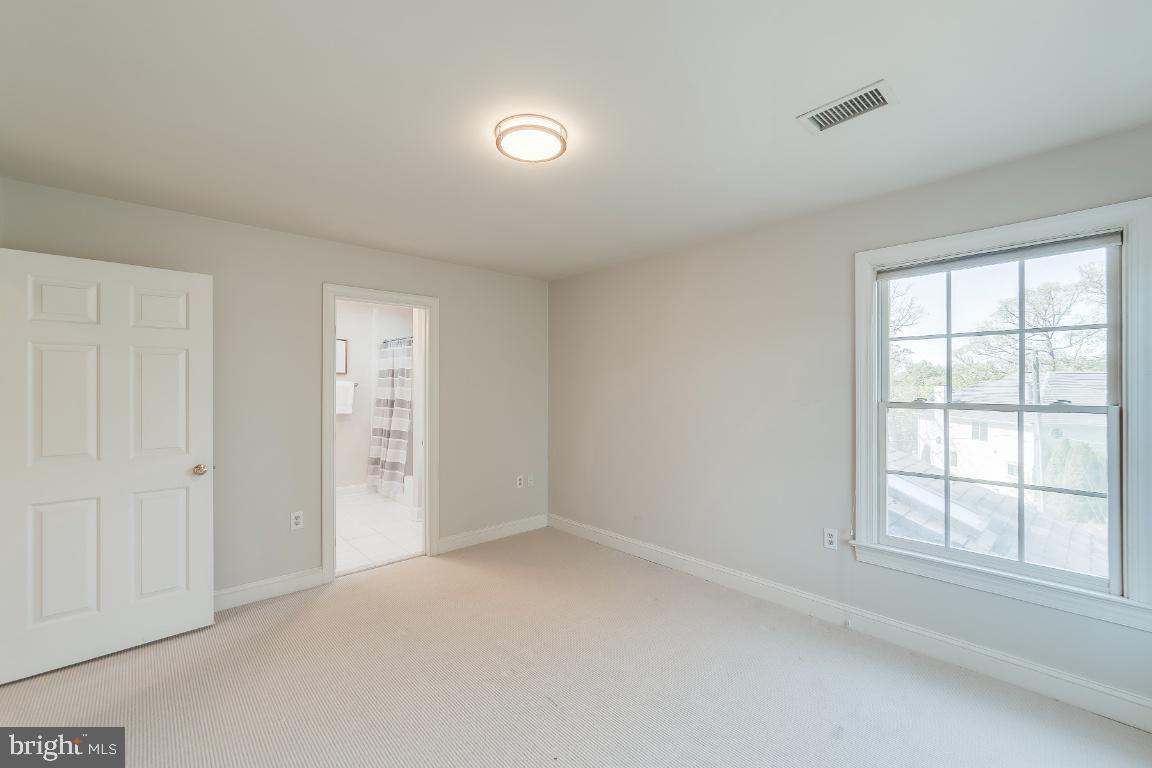 COUNTRY CLUB HILLS - Residential