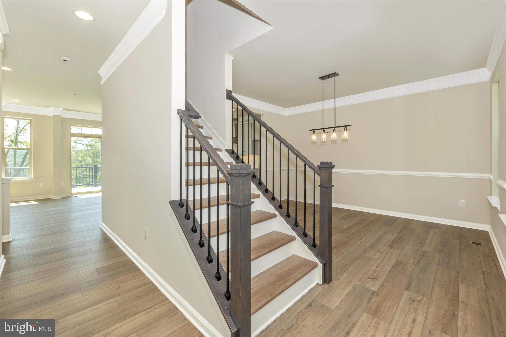 LAKE LINGANORE - Residential