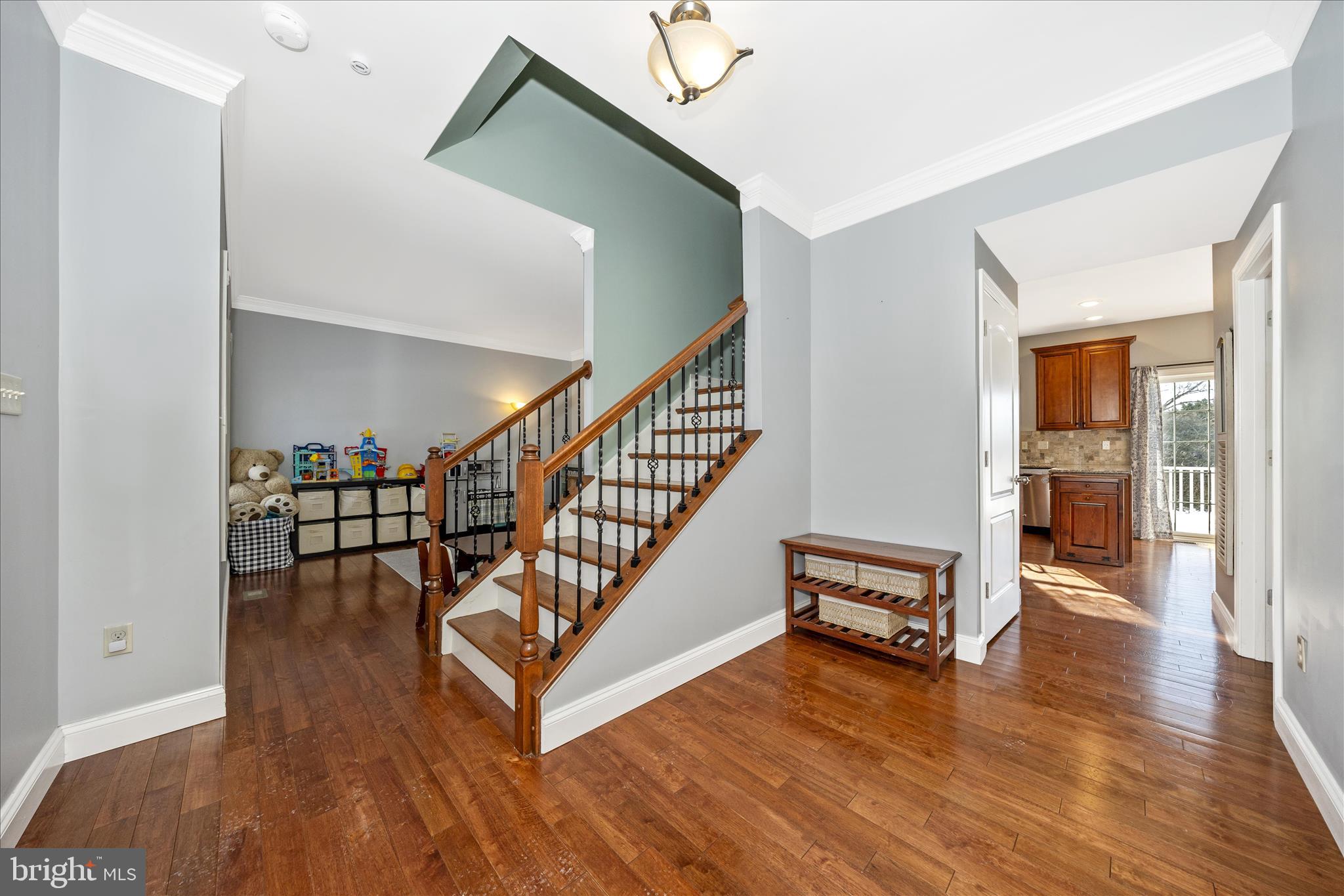 19529 PORTSMOUTH DRIVE