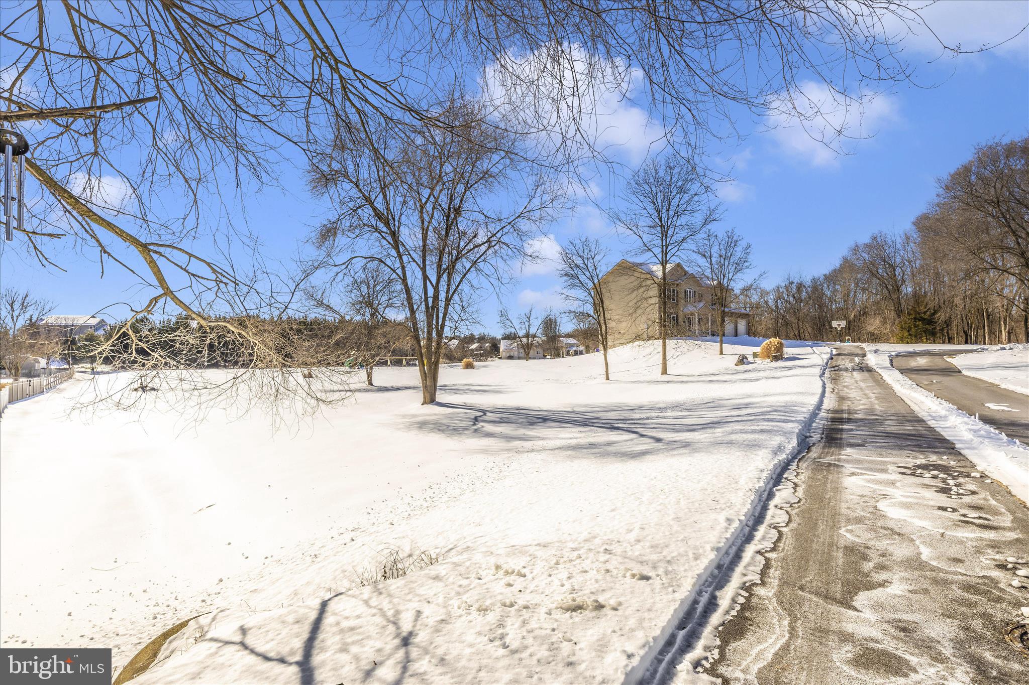 FOXLEIGH MEADOWS - Residential