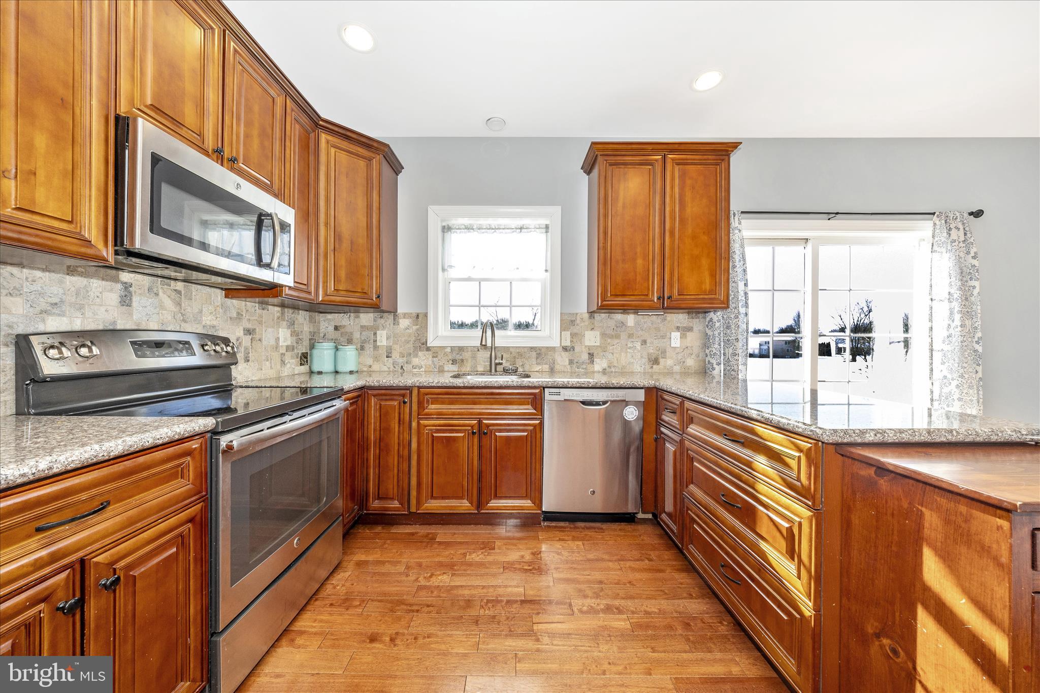 FOXLEIGH MEADOWS - Residential