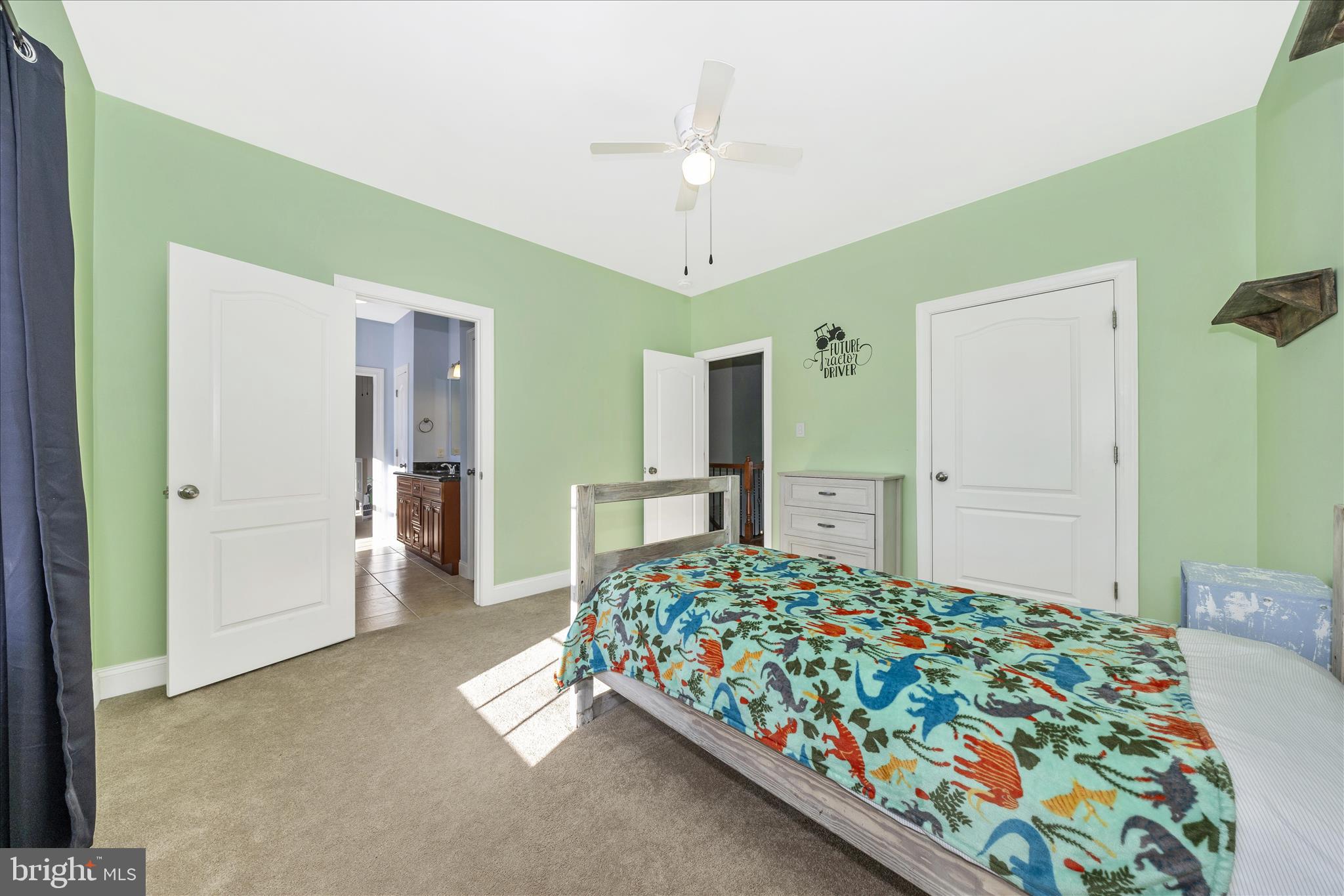 FOXLEIGH MEADOWS - Residential