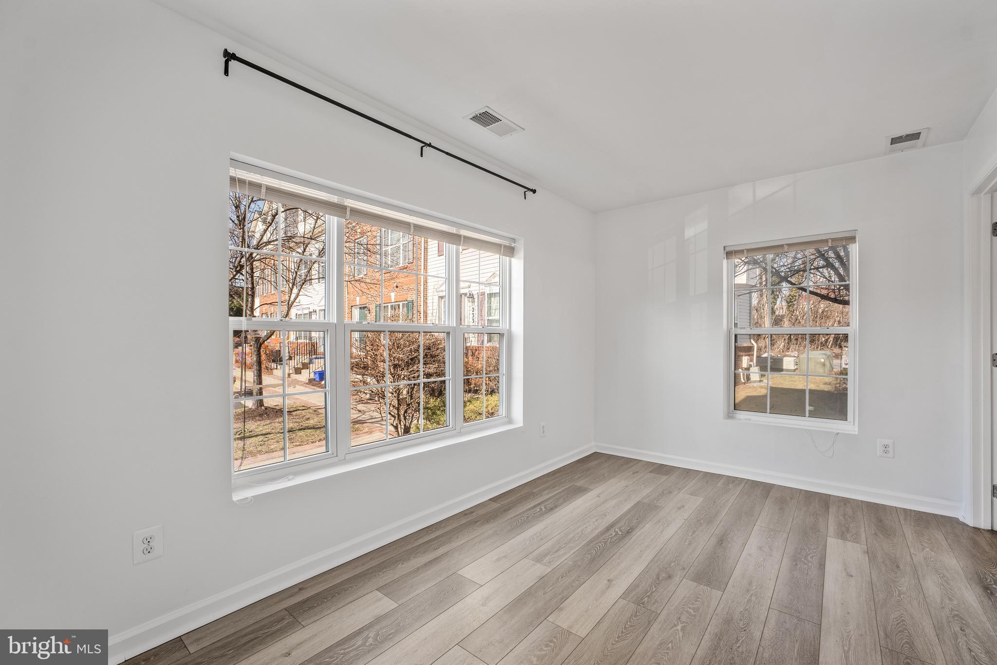 GATEWAY COMMONS - Residential