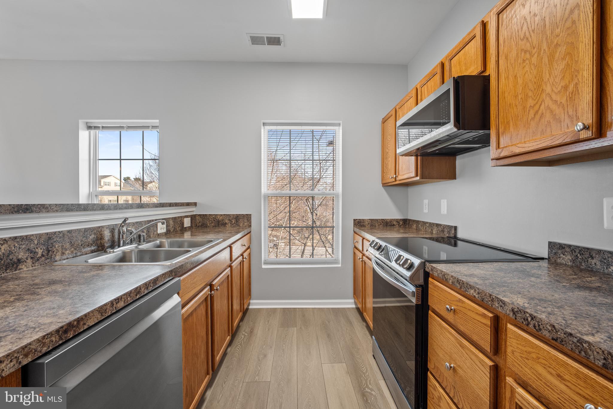 GATEWAY COMMONS - Residential