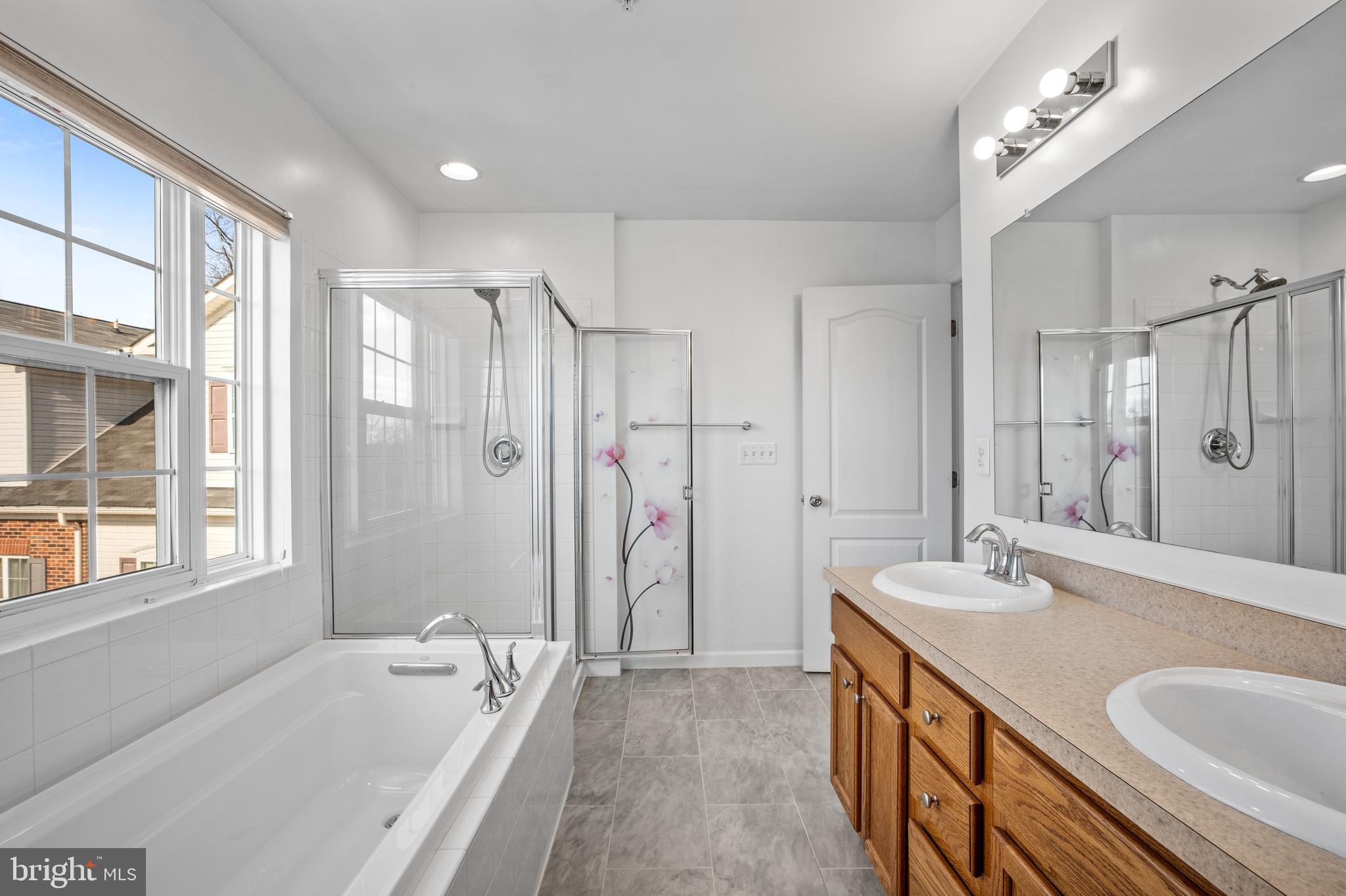 GATEWAY COMMONS - Residential