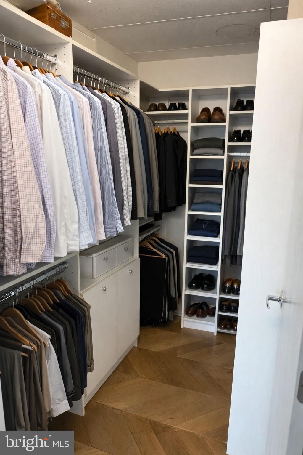 WASHINGTON SQ WEST - Residential