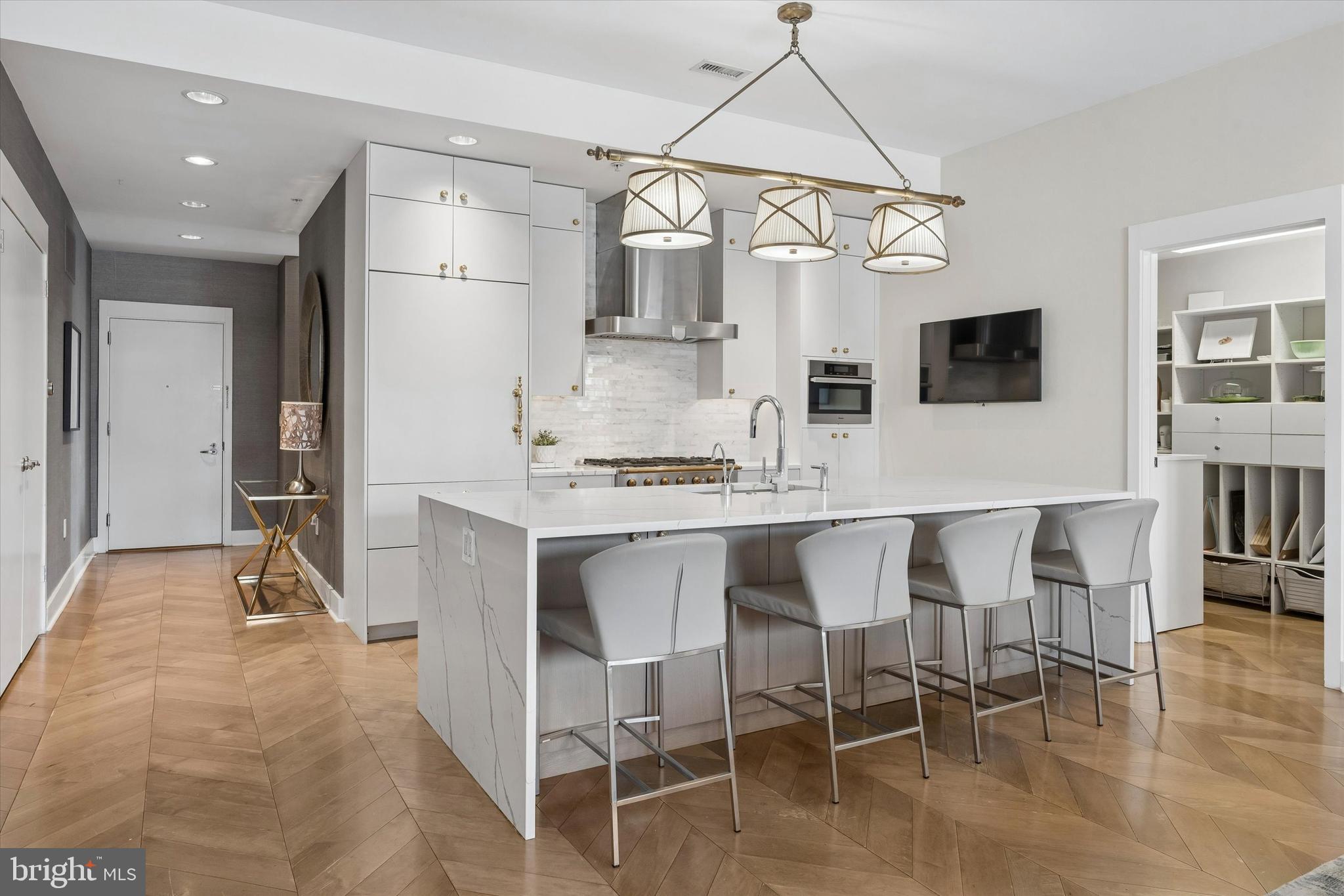 WASHINGTON SQ WEST - Residential