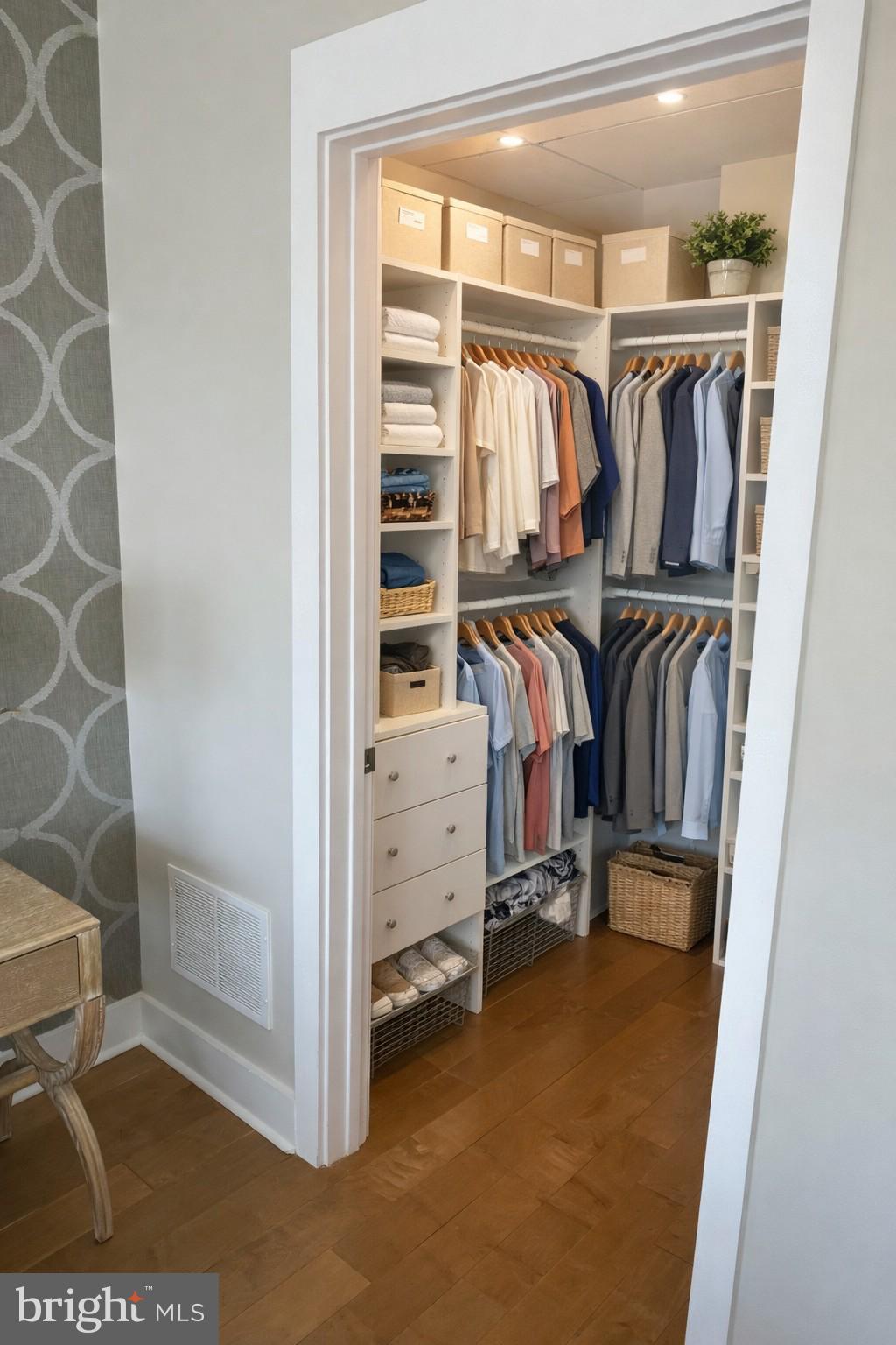 WASHINGTON SQ WEST - Residential