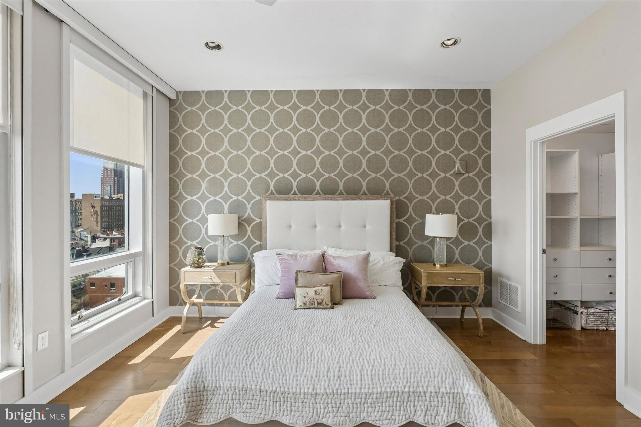 WASHINGTON SQ WEST - Residential