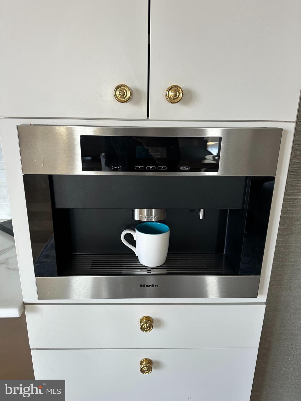 WASHINGTON SQ WEST - Residential