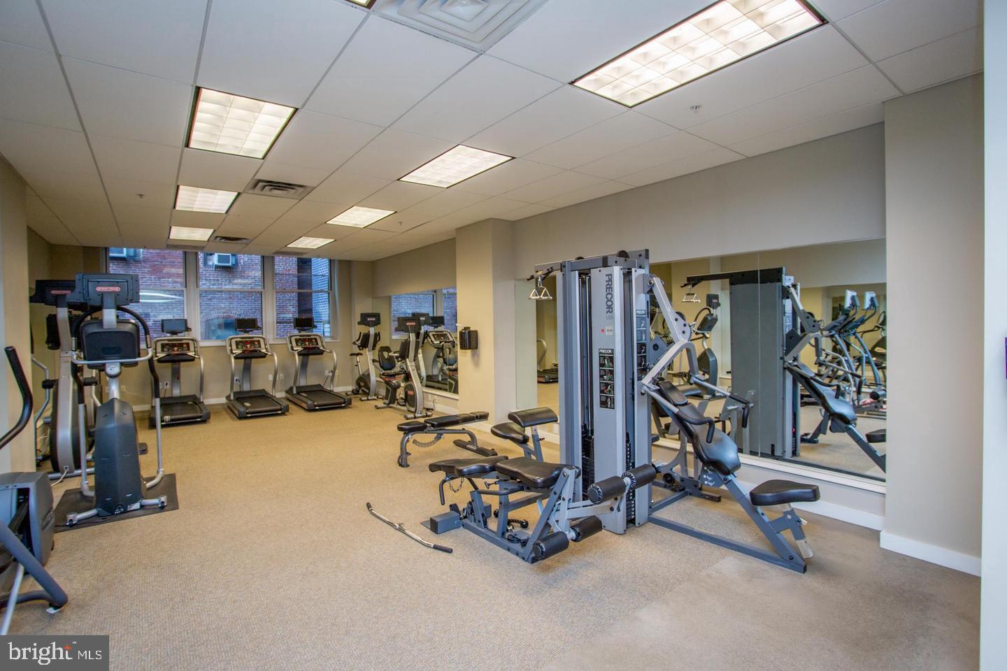 WASHINGTON SQ WEST - Residential